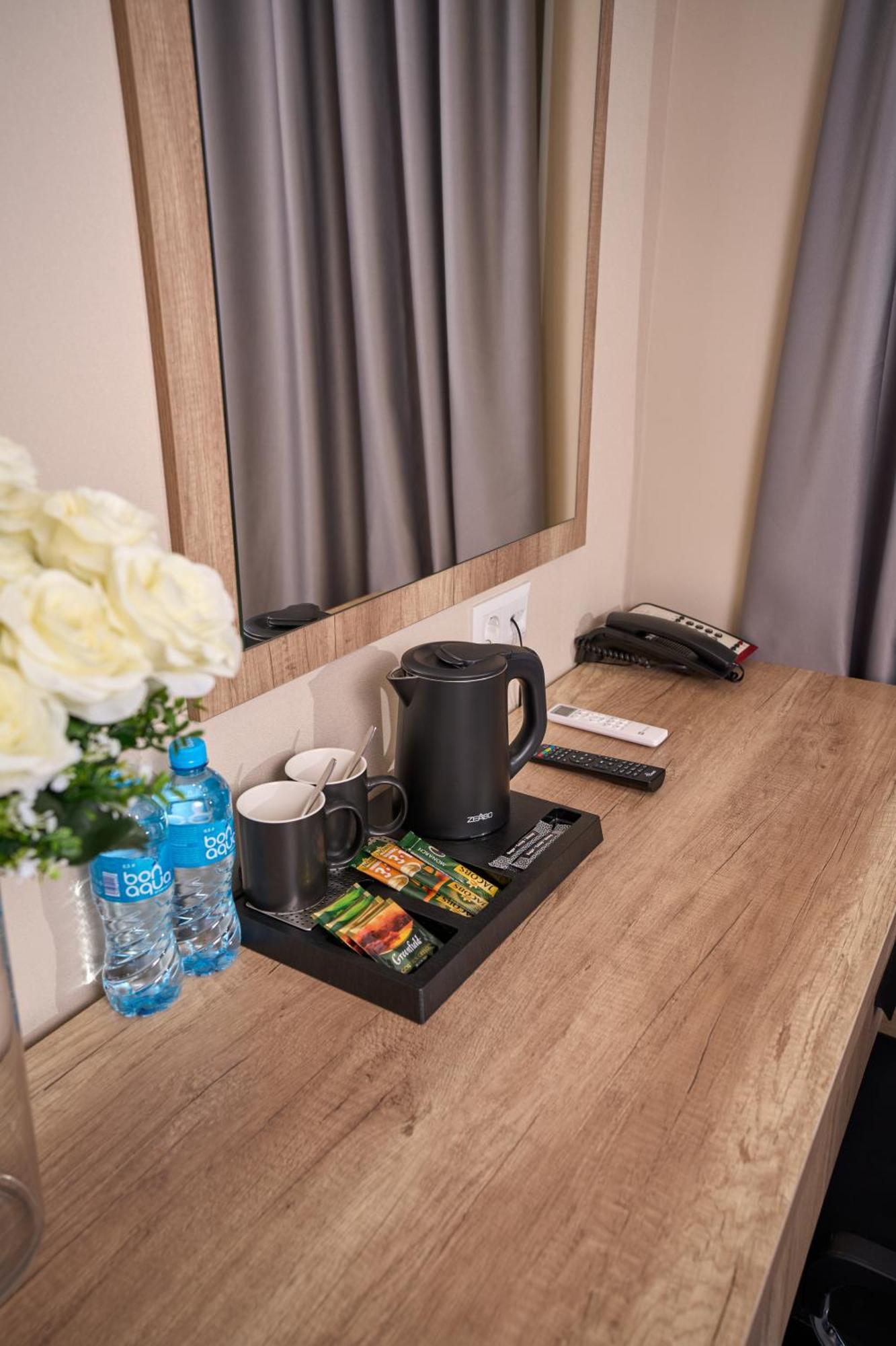 Crown Hotel 비슈케크 외부 사진